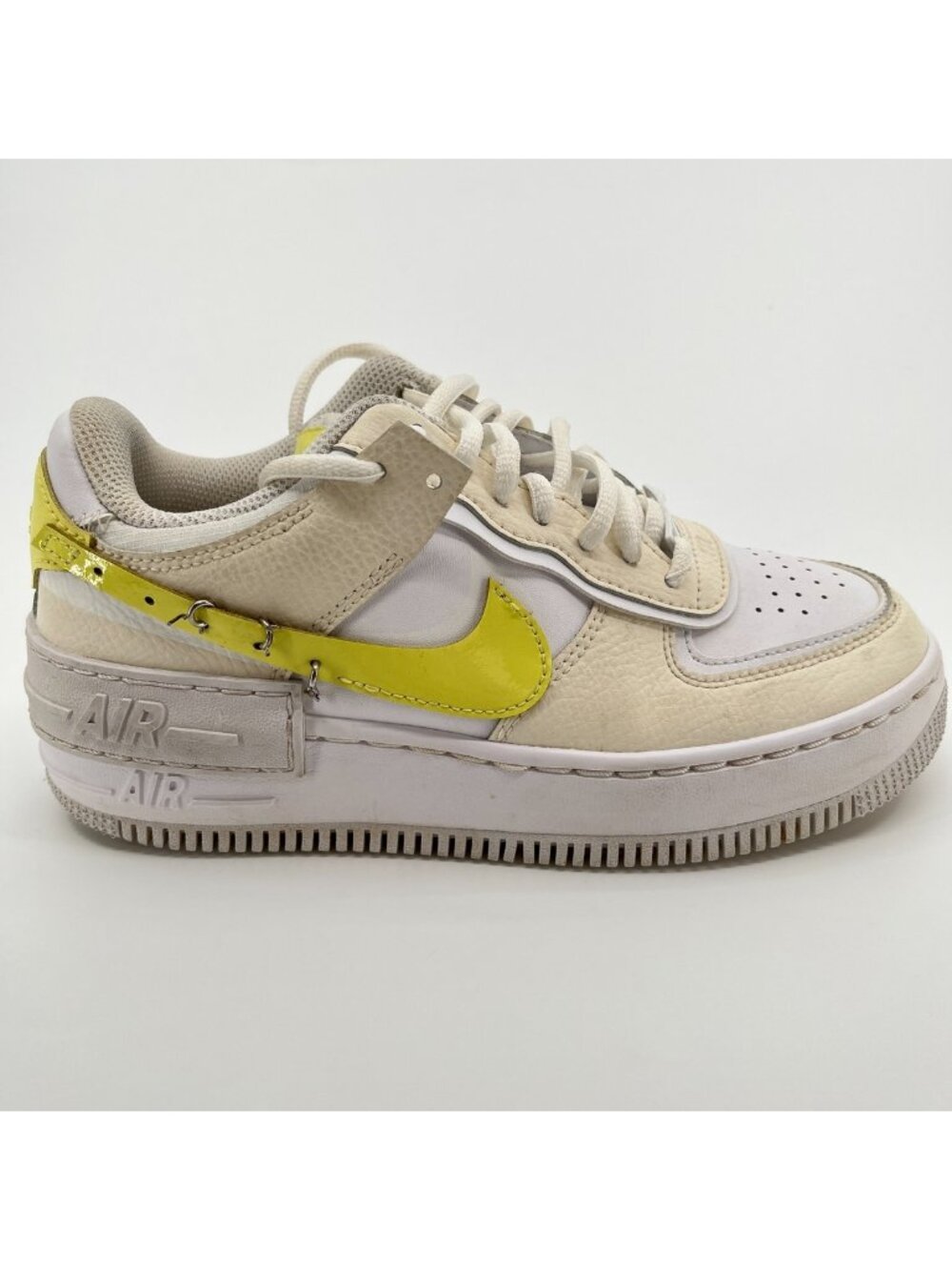 Nike Air Force 1 Shadow SE Womens Size 6 Ivory Yellow Athletic Shoes Sneakers